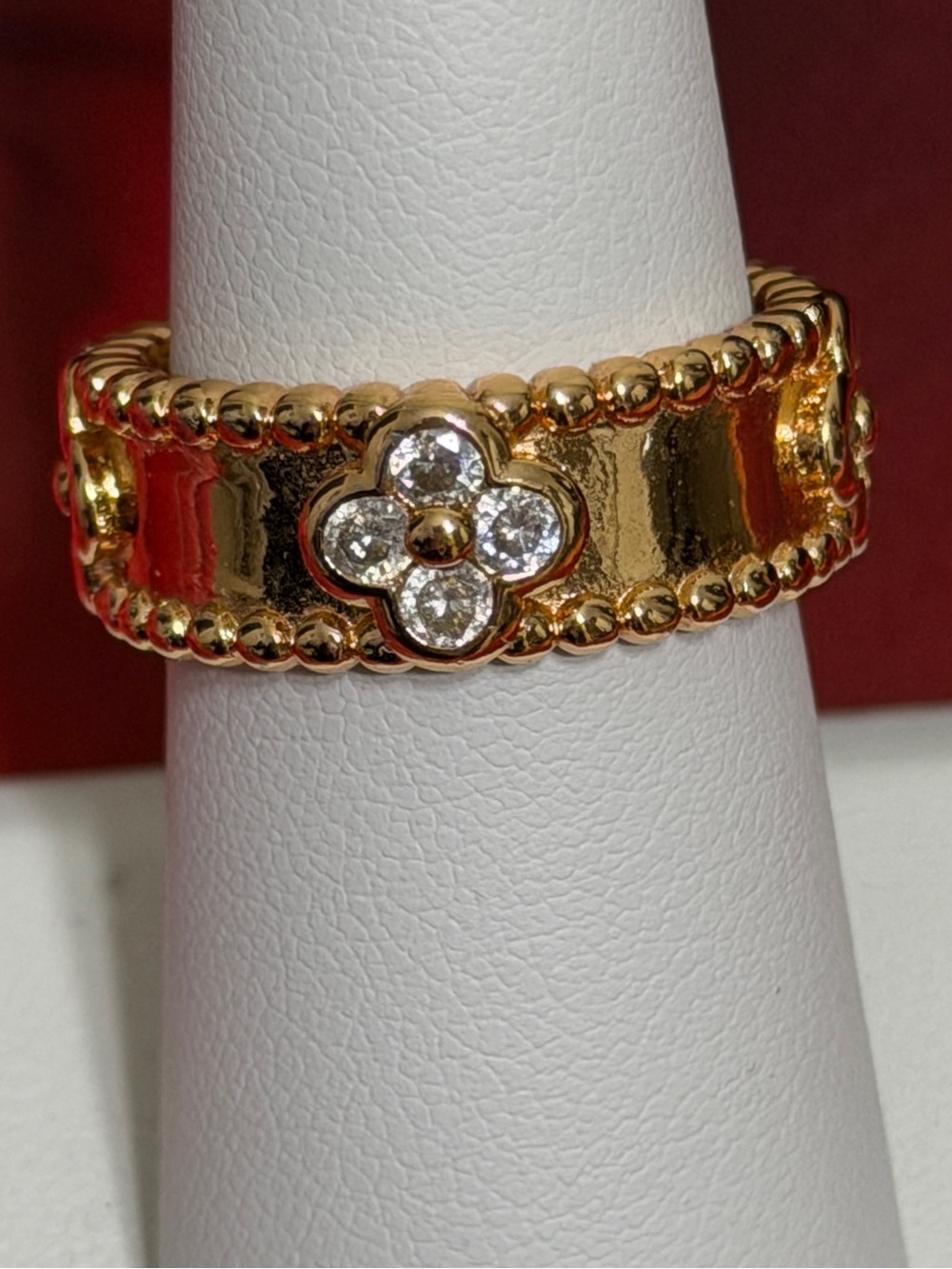Pretty Bird 18k Rose Gold Plated Clover with a Bead-Edge Women's Ring, Sz 7-7.25 - Picture 2 of 6